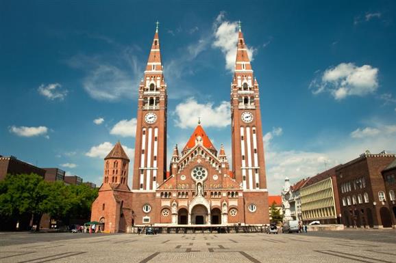 szeged_dom_ter1